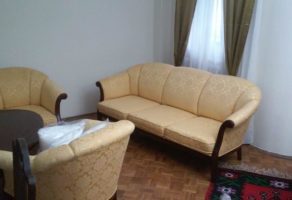 Tapetar na metar Novi Sad-Tapaciranje novog, starog i stilskog nameštaja