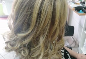 Ženski frizerski salon Negotin PAPILON BY SLAVICA