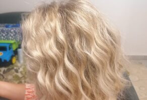 Ženski frizerski salon Negotin PAPILON BY SLAVICA