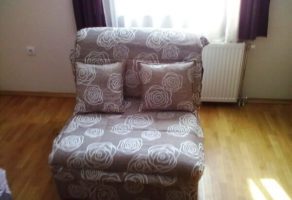 Tapetar na metar Novi Sad-Tapaciranje novog, starog i stilskog nameštaja