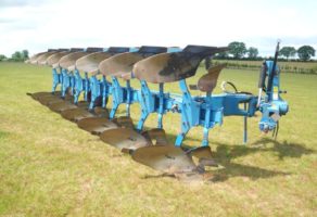 IQ Patent-Projektovanje i izrada poljoprivrednih mašina Subotica