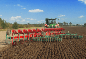 POLJOPRIVREDNE MAŠINE TUTUN 032 Čačak