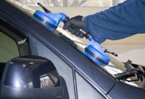 Auto stakla i limarija- SJAJ 037