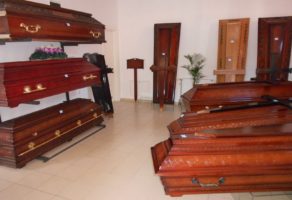 Prevoz pokojnika i pogrebna oprema POGREBNO VENAC JOVANOVIĆ Paraćin