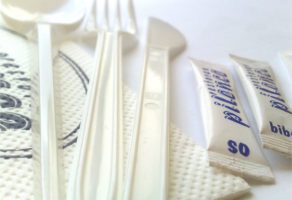 Potrošni brendirani materijal za HoReCa sektor – Unipak doo