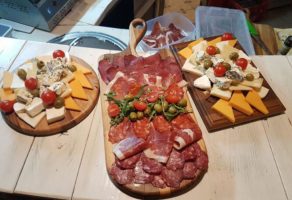 Kafe picerija Kućica Ričardova Glava DOO Beograd