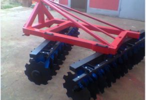 Proizvodnja poljoprivrednih mašina 015 S METAL SISTEM Drenovac